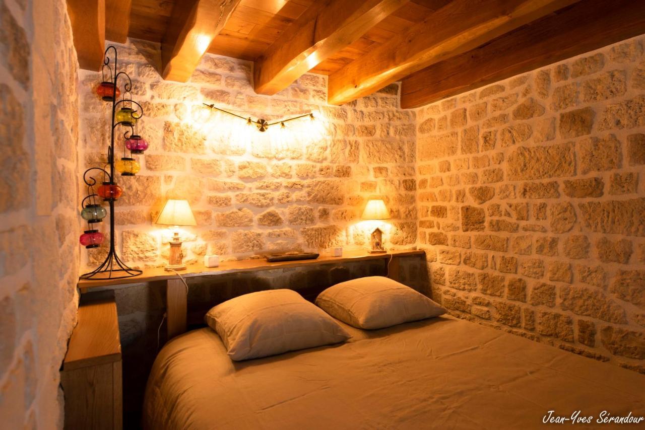 לס מתה Le Mas Des Mathes, Chambres D'Hotes, Studios מראה חיצוני תמונה